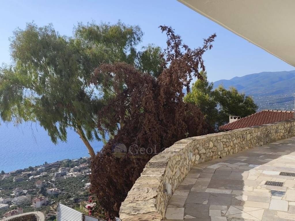 Θέα από μπαλκόνι