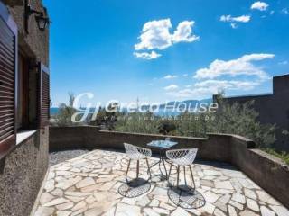 Προς Πώληση Ξενοδοχείο στην Κάρυστο δήπλα στη Θάλασσα