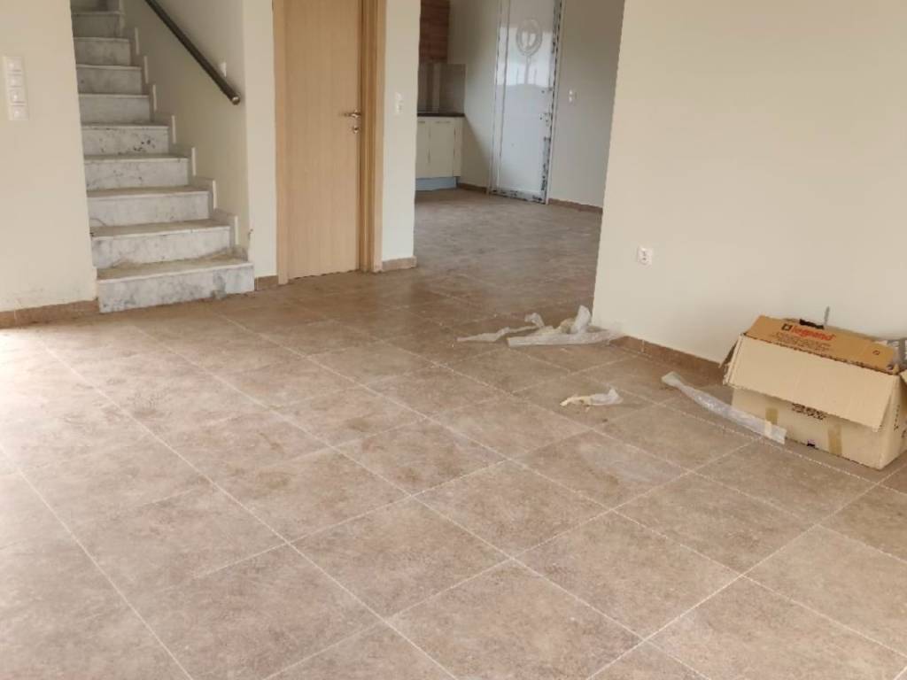 Σαλονι-Καθιστικο