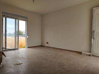 Σαλονι-Καθιστικο