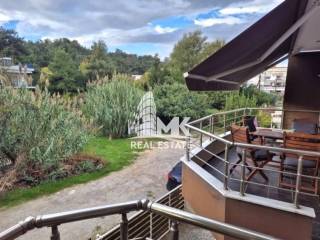 Θέα από μπαλκόνι