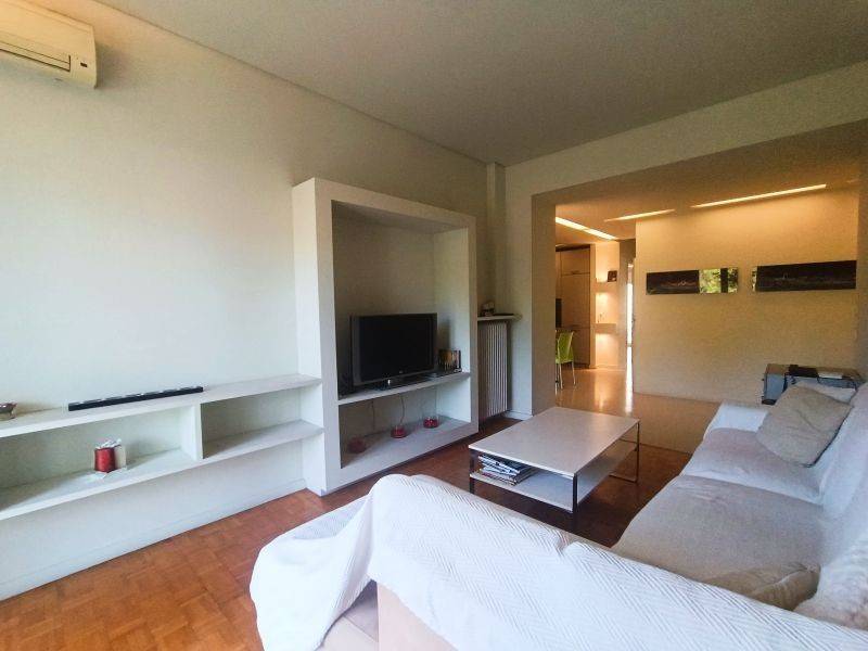 Άποψη σαλονιού / Living room view