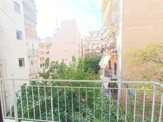 Θέα από μπαλκόνι,Εσωτερικό μπαλκόνι / Rear balcony