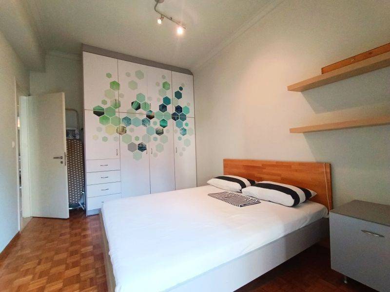 Άποψη δευτέρου υπνοδωματίου στην πίσω όψη / Second bedroom v