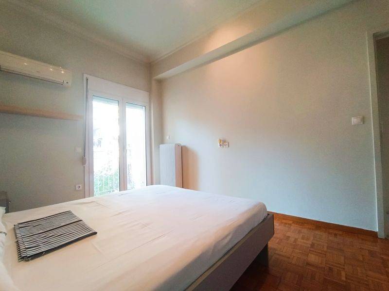 Άποψη δευτέρου υπνοδωματίου στην πίσω όψη / Second bedroom v