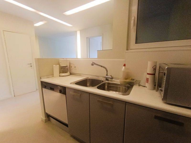 Άποψη τραπεζαρίας και κουζίνας / Kitchen and dinning room ci