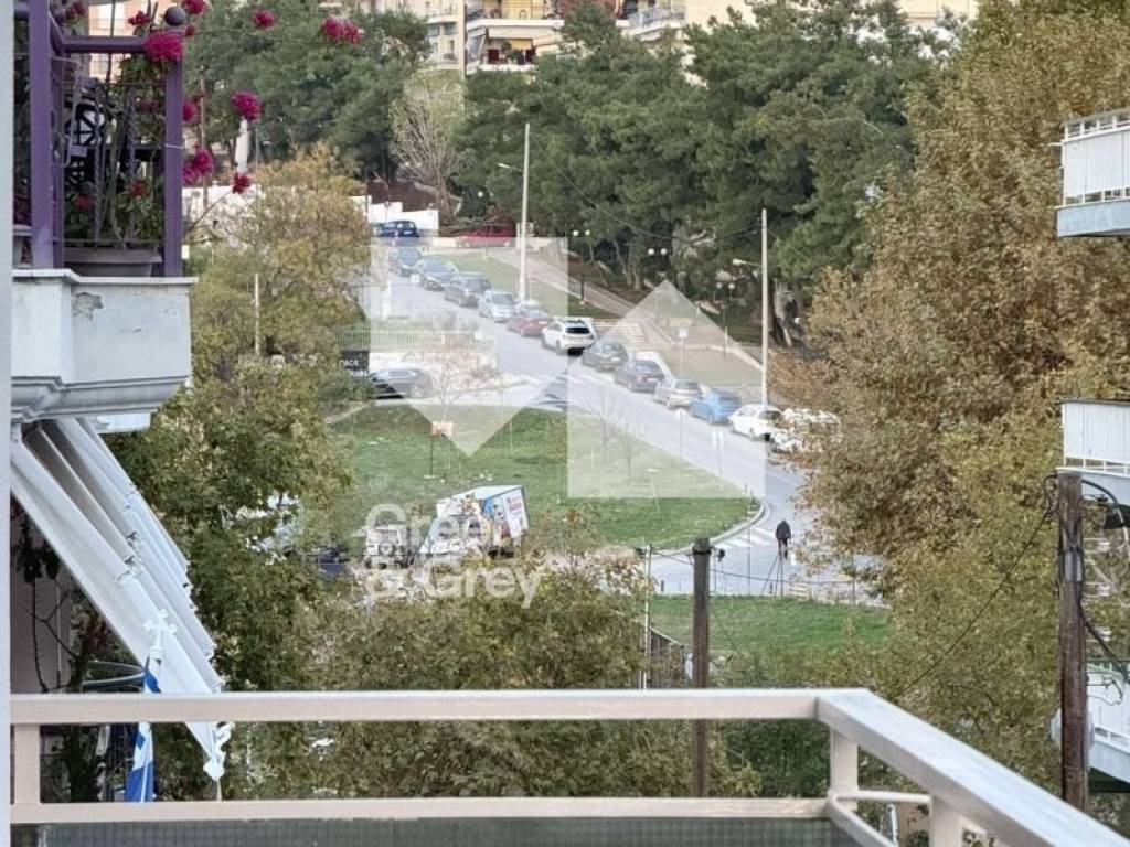 Θέα από μπαλκόνι