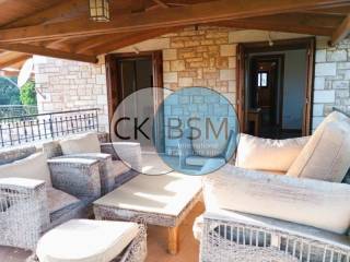 Βεράντα 1ου ορόφου / 1st-floor veranda