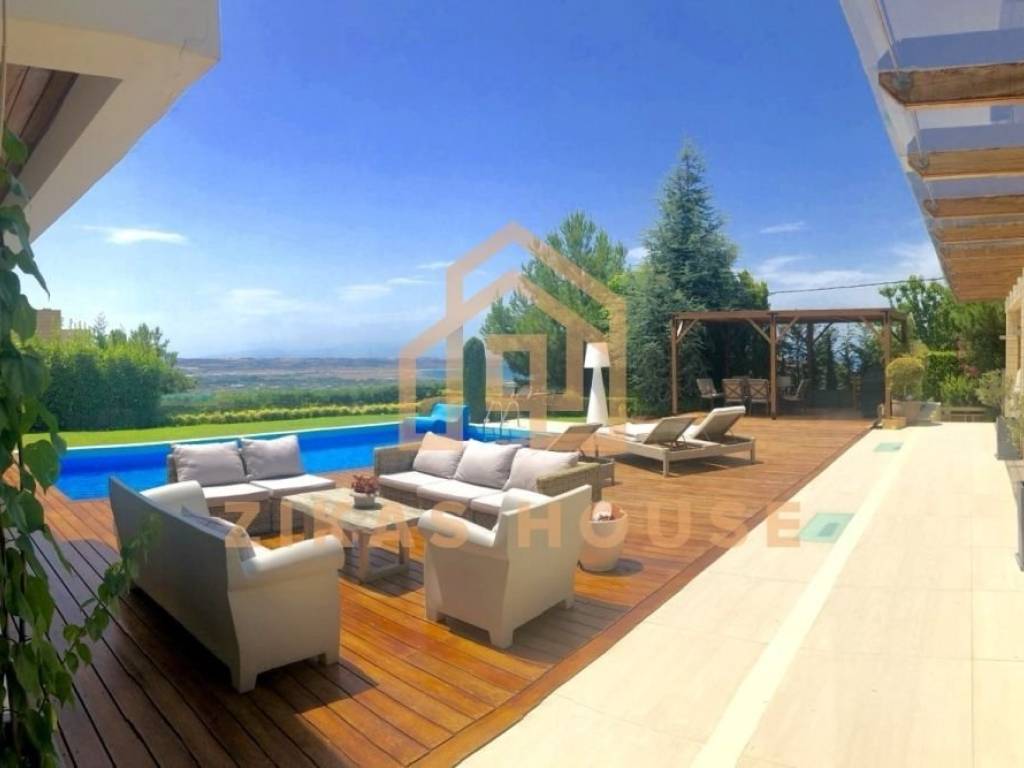 Θέα από μπαλκόνι