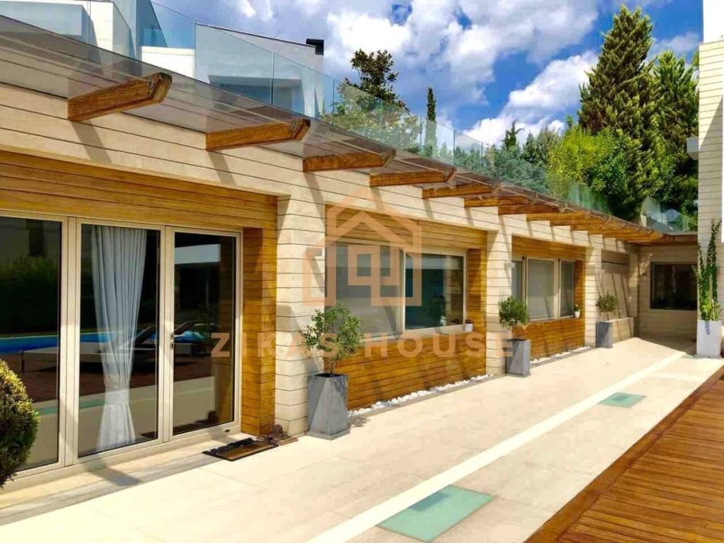 Θέα από μπαλκόνι