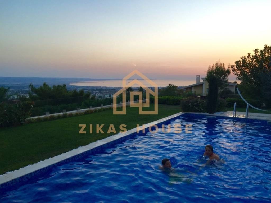 Θέα από μπαλκόνι