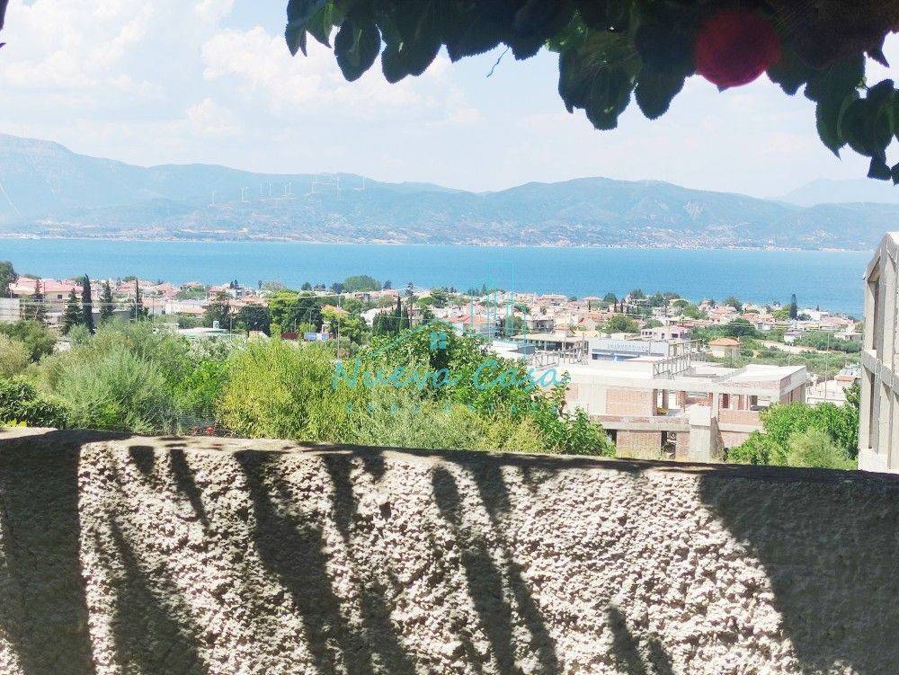 Θέα απο μπαλκόνι