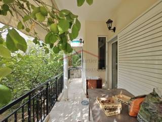 Θέα από μπαλκόνι