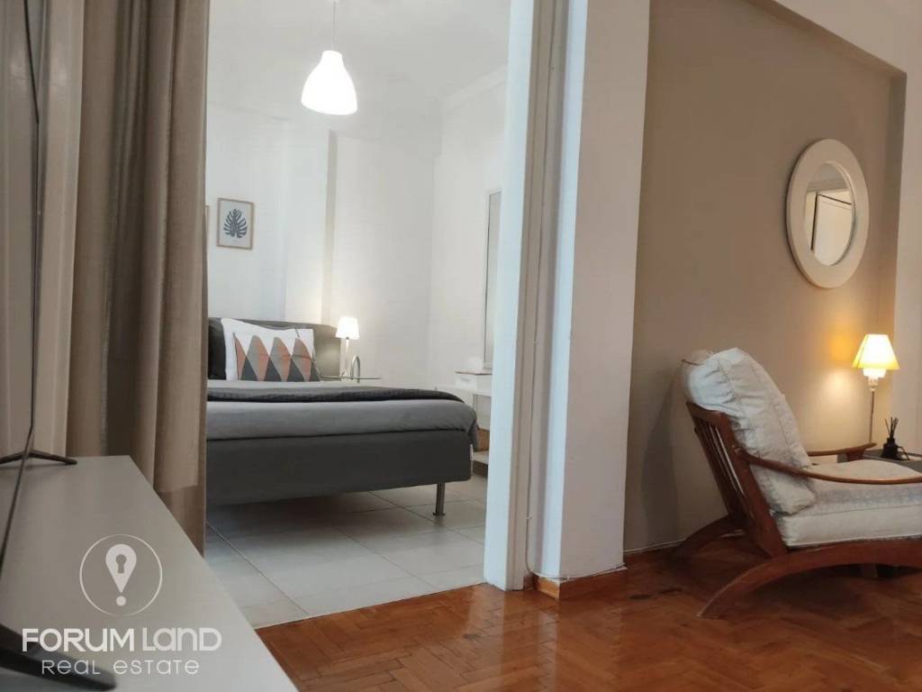 Forumland Real Estate, Καθιστικό