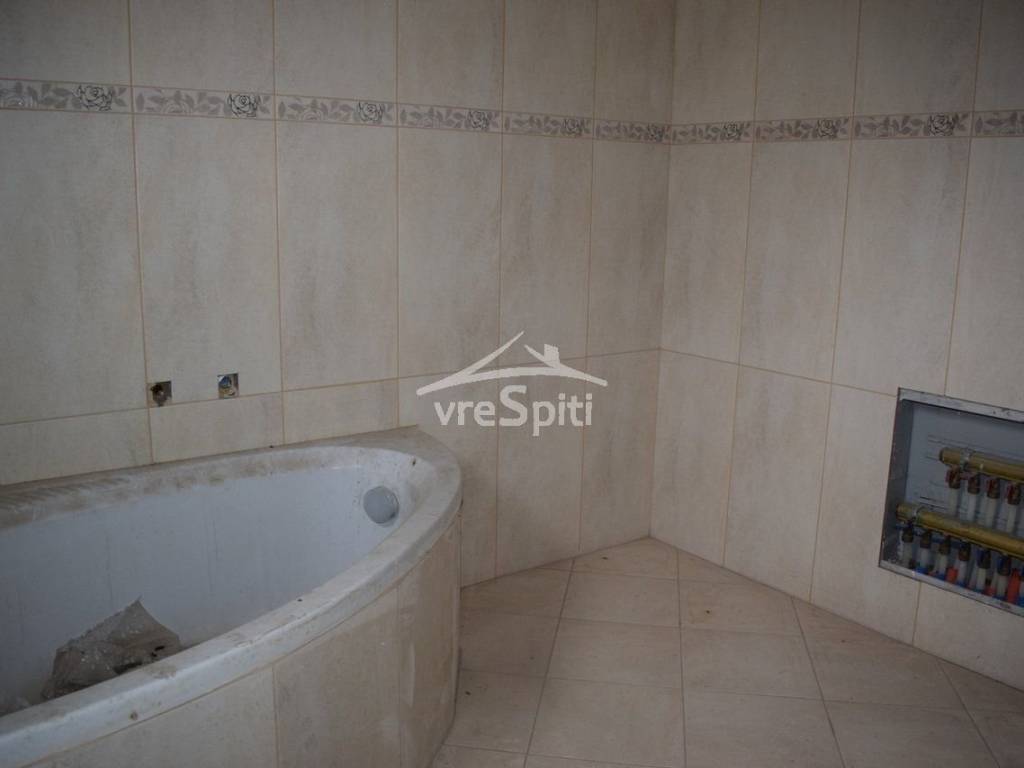 ΑΠΟΨΗ ΜΠΑΝΙΟΥ