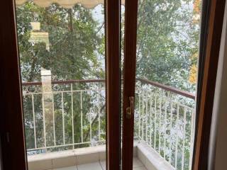 Forumland Real Estate, Κουφώματα