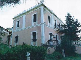 Πίσω όψεις διατηρητέου κτιρίου