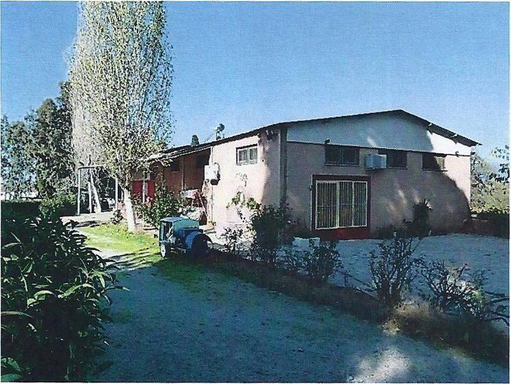 Φωτογραφία πρόσοψης εργαστηρίου