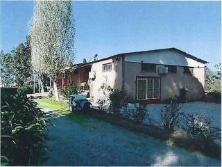 Φωτογραφία πρόσοψης εργαστηρίου