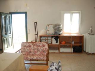 Ground floor independent studio