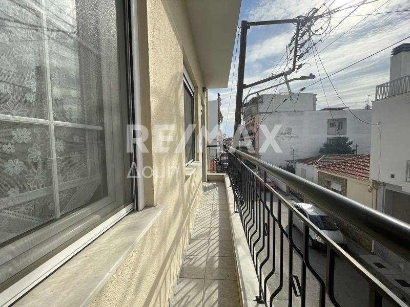 Μπαλκόνι στην Ισίδωρου