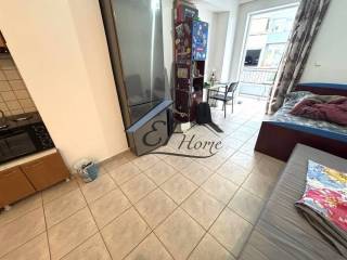 Ενιαίος χώρος κουζίνα-υπνοδωμάτιο