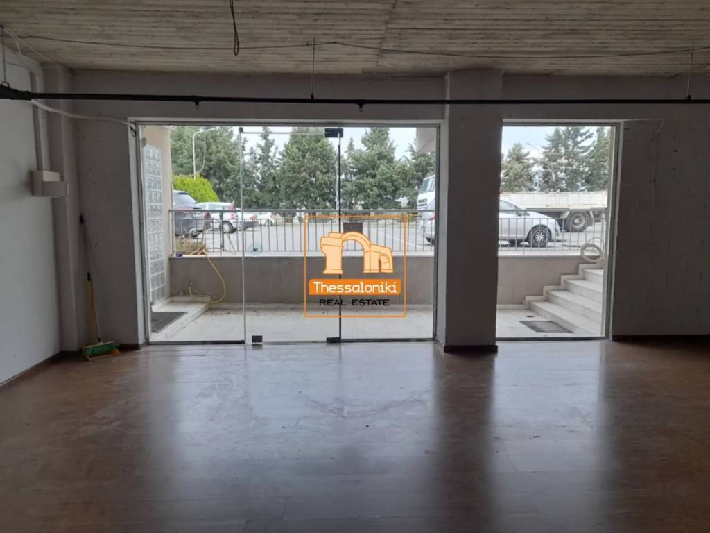 ΒΙ. ΠΑ. Ωραιοκάστρου, Κατάστημα, 173 τ.μ.