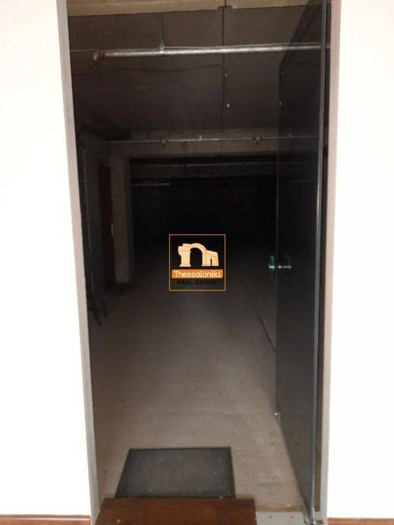 ΒΙ. ΠΑ. Ωραιοκάστρου, Κατάστημα, 173 τ.μ.