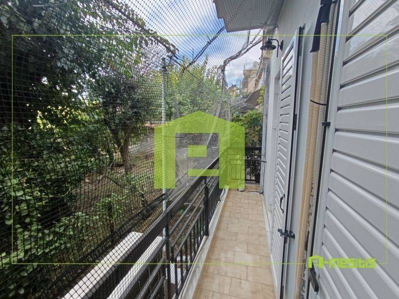 Θέα από μπαλκόνι