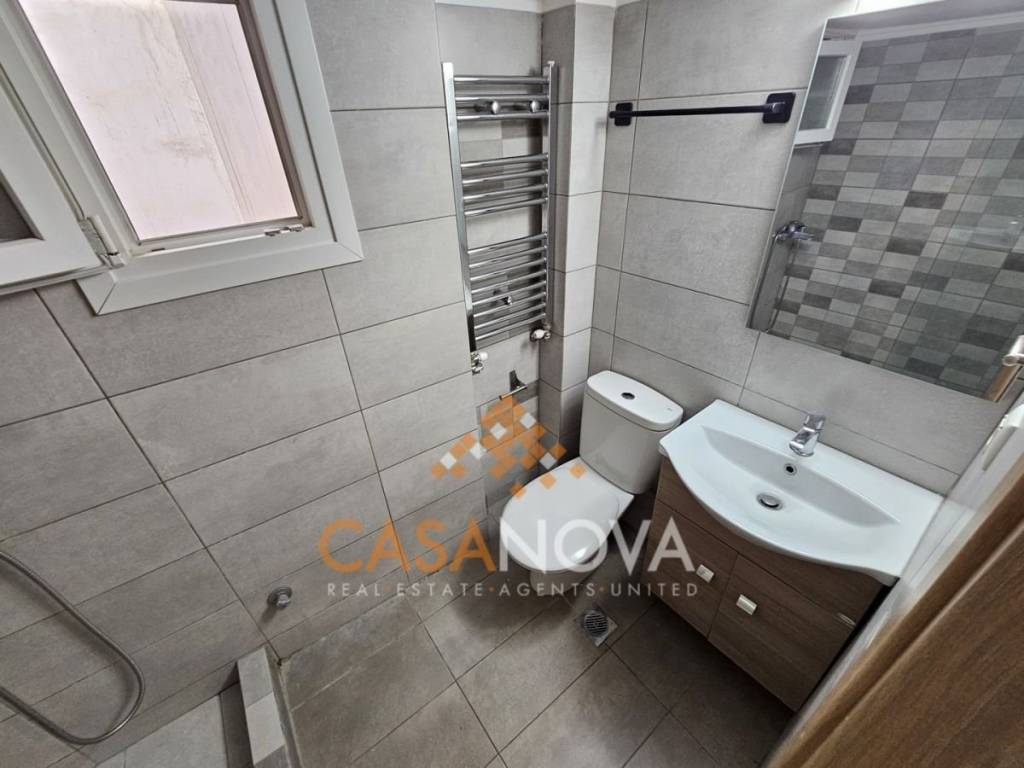 Λουτρό με παράθυρο