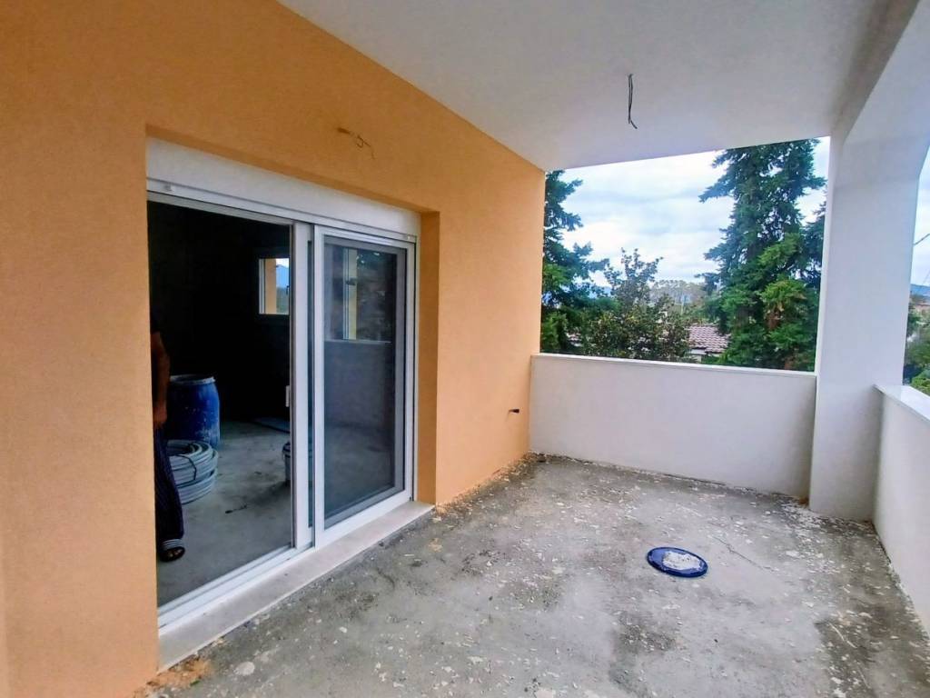 μπαλκόνι με απεριόριστη θέα