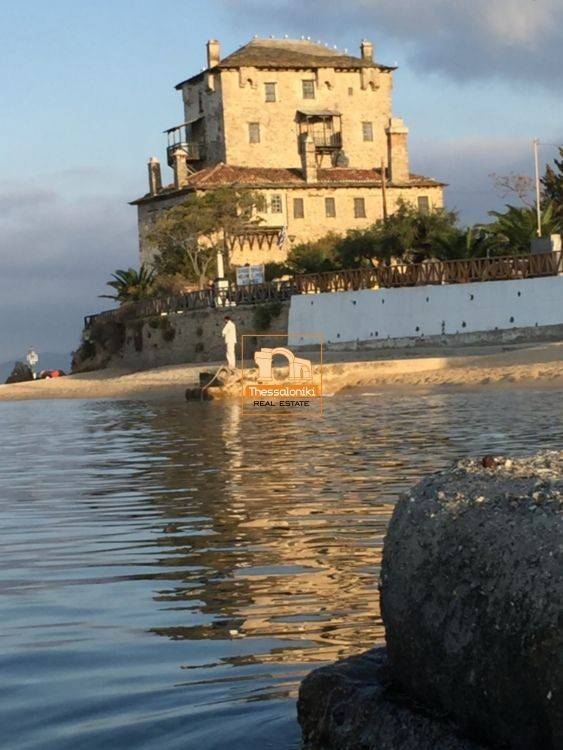 Ουρανούπολη, Κτήμα, 9.500 τ.μ.