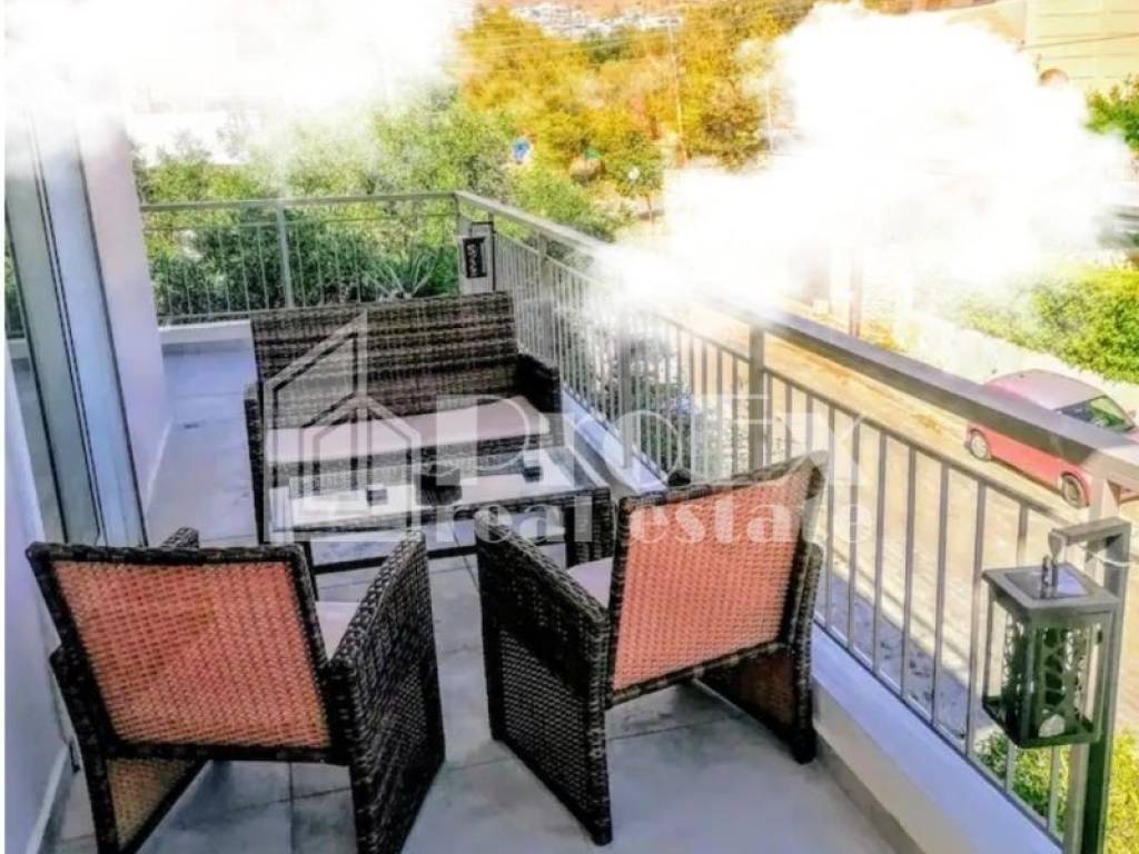 Θέα από μπαλκόνι