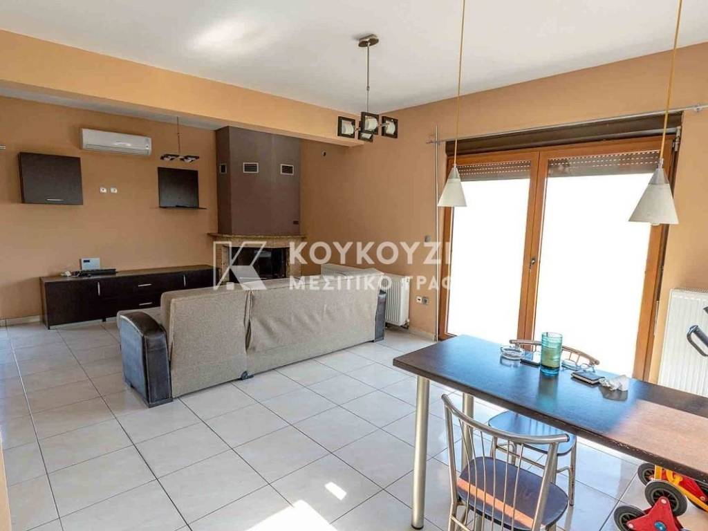 Σαλοκουζίνα