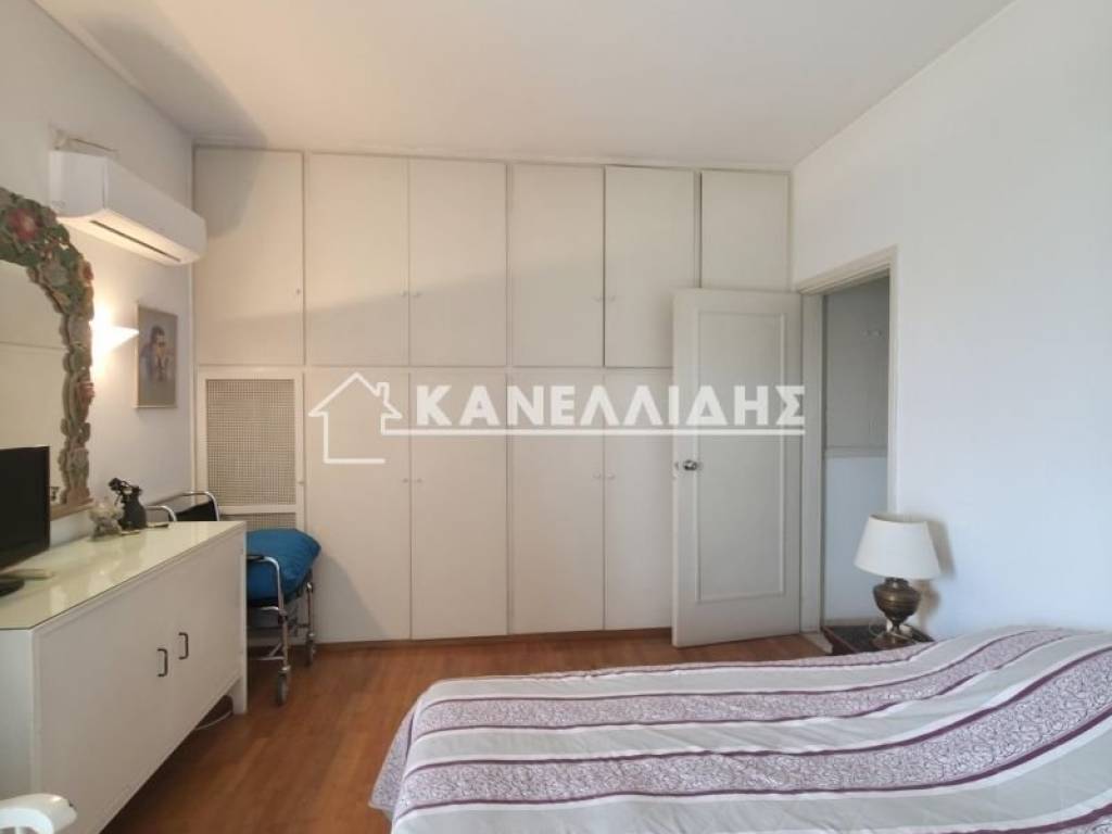 Υπνοδωμάτιο,1