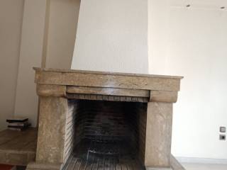 ANYPLACE MESITIKES YPERESIES