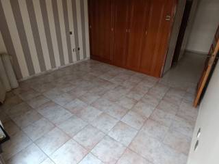 ANYPLACE MESITIKES YPERESIES