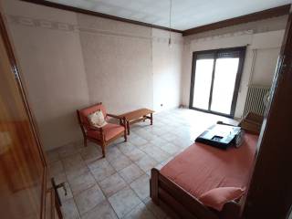 ANYPLACE MESITIKES YPERESIES