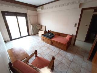 ANYPLACE MESITIKES YPERESIES