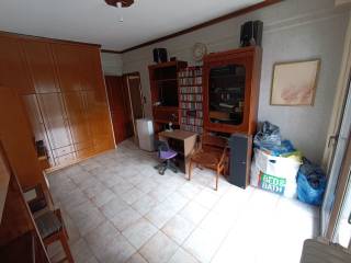 ANYPLACE MESITIKES YPERESIES