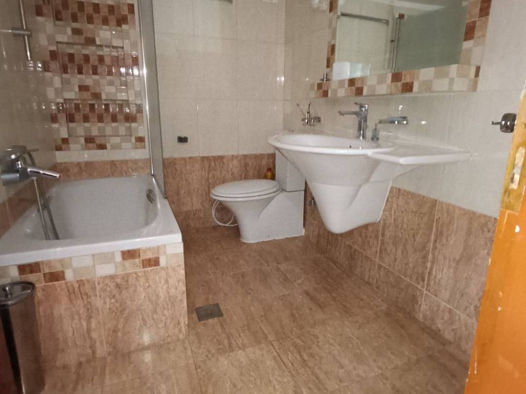 ANYPLACE MESITIKES YPERESIES