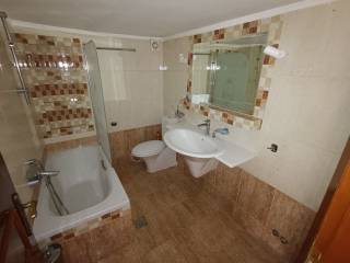 ANYPLACE MESITIKES YPERESIES