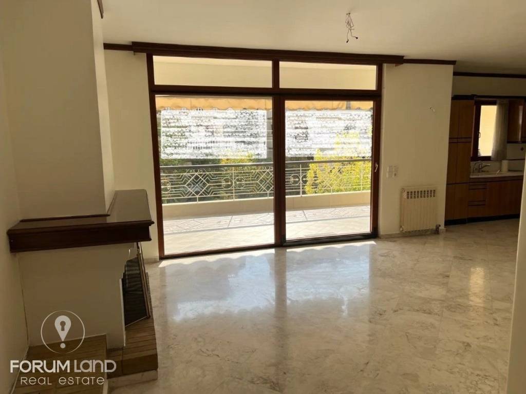 Forumland Real Estate, Σαλοκουζίνα