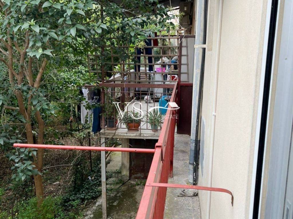 Θέα απο μπαλκόνι