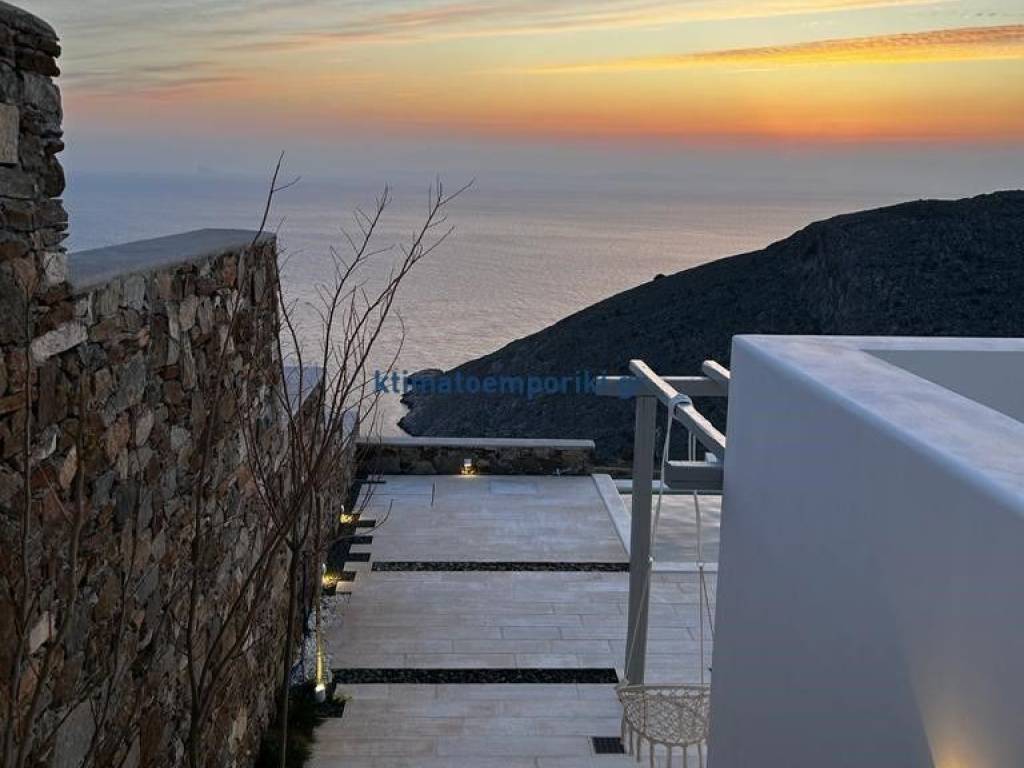 Εξωτερικοι χώροι