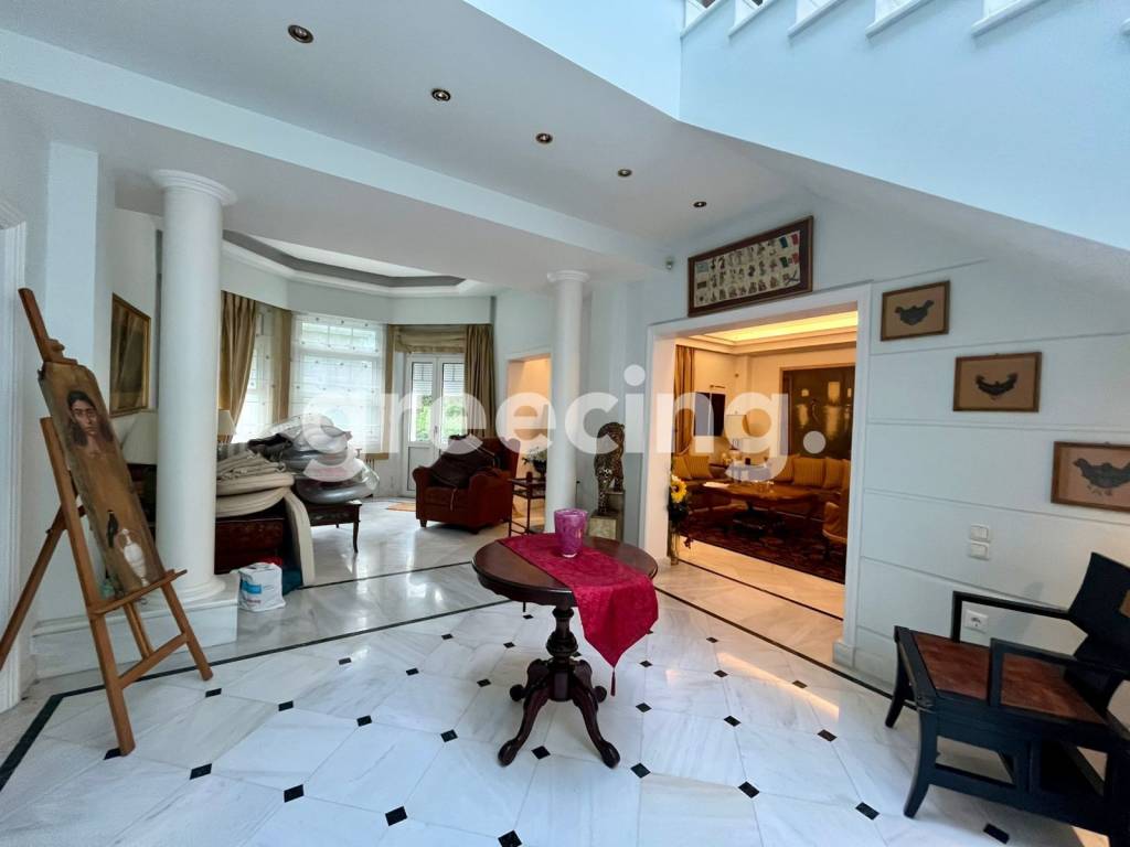 Εσωτερικοι χώροι