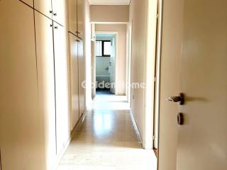 Χολ - Διάδρομος