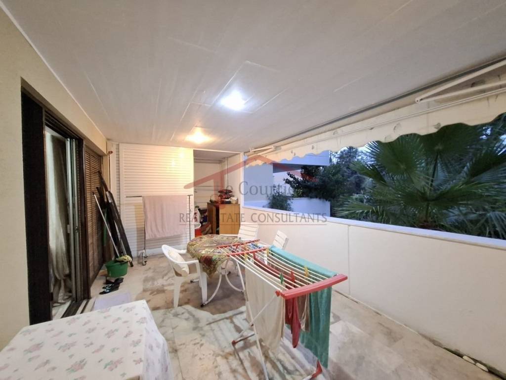 Θέα από μπαλκόνι