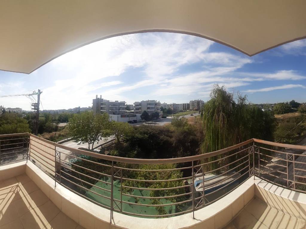 Πανοραμική θέα από το σαλόνι