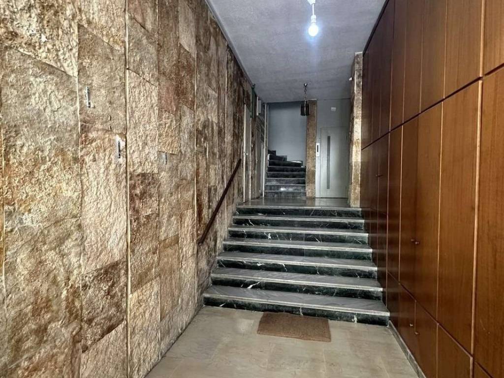 Forumland Real Estate, Είσοδος Πολυκατοικίας